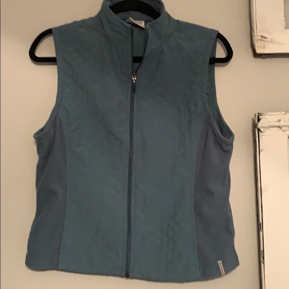Columbia vest
